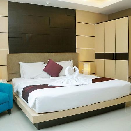 Orchardz Hotel Ayani Pontianak Ngoại thất bức ảnh